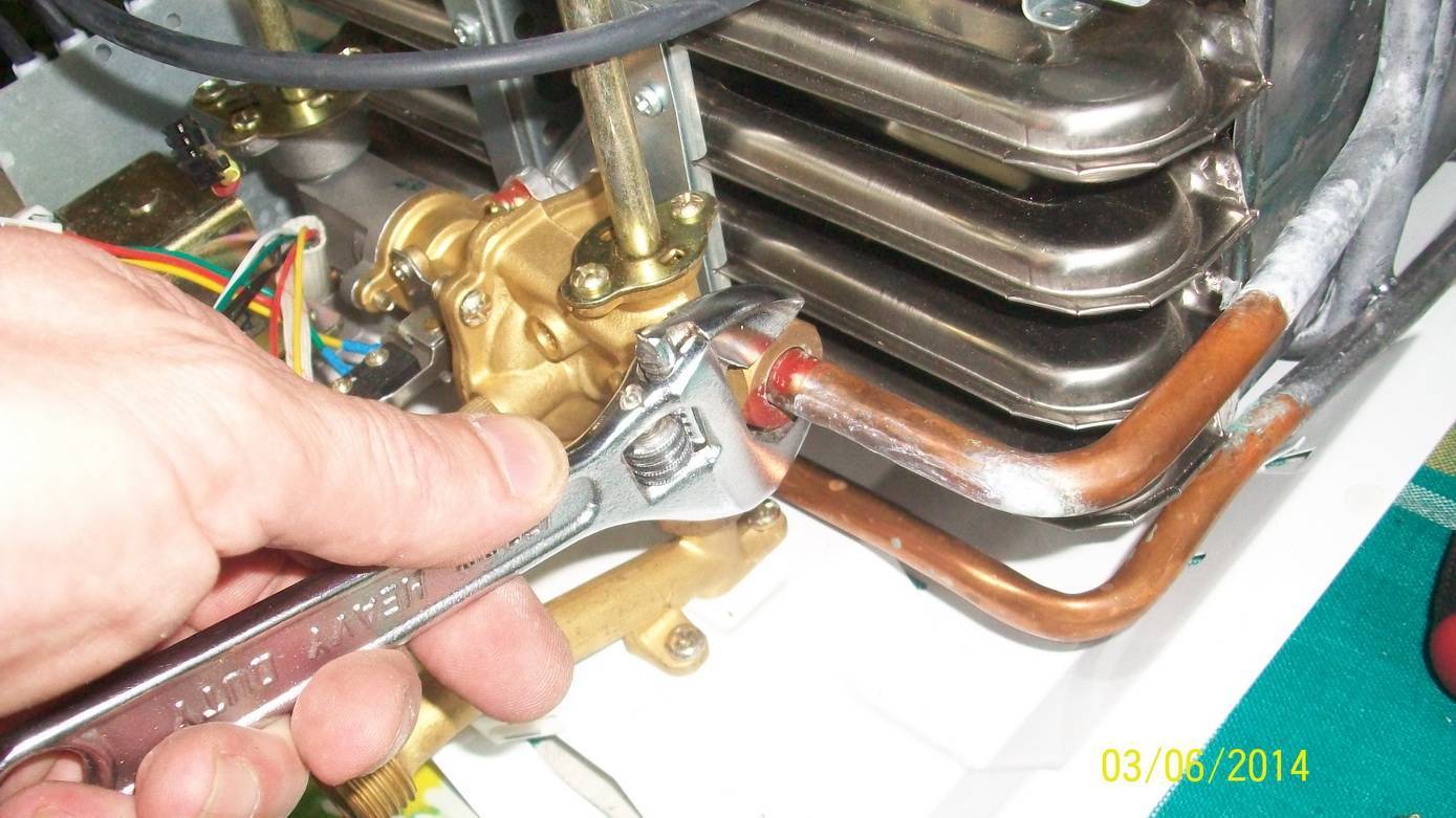 Чем заклеить теплообменник в газовой колонке. как запаять газовую колонку: медный, латунный теплообменник (радиатор)