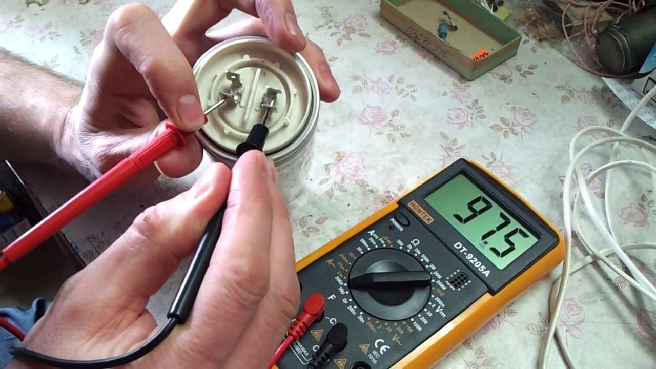 Как проверить конденсатор мультиметром (тестером) | роботехника18