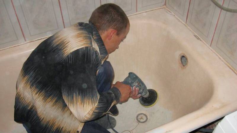 Как в домашних условиях покрасить ванну: способы и средства - samvsestroy.ru