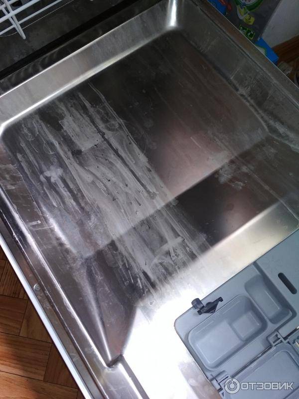 Белый налет в посудомоечной машине: почему появляется + как устранить - точка j