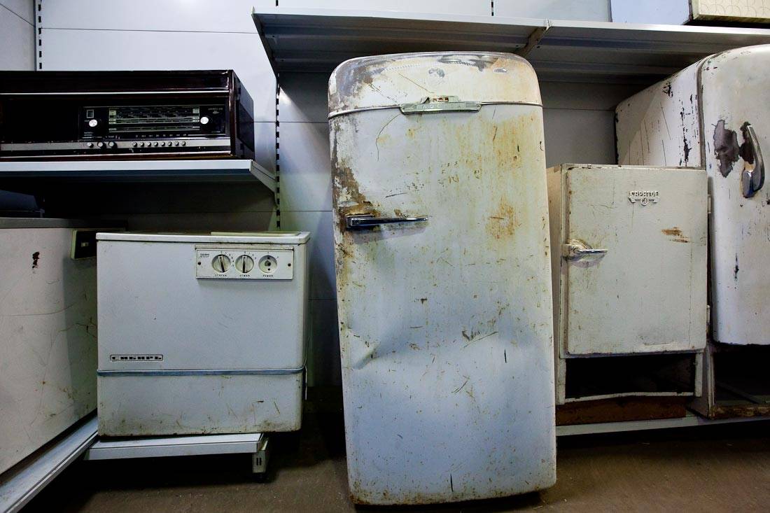 Разбор холодильника на металлолом - как разобрать компрессор на медь