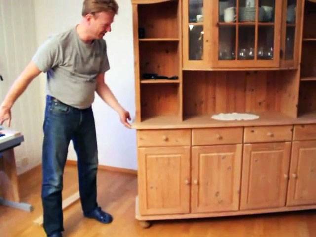 Как засунуть линолеум под тяжелый шкаф - декор и мебель