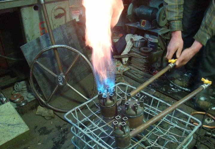 Газовая горелка из паяльной лампы своими руками: руководство по изготовлению и эксплуатации