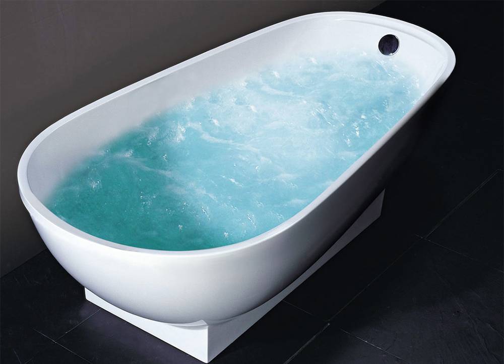 Стальная, чугунная или акриловая ванна: что лучше выбрать и почему