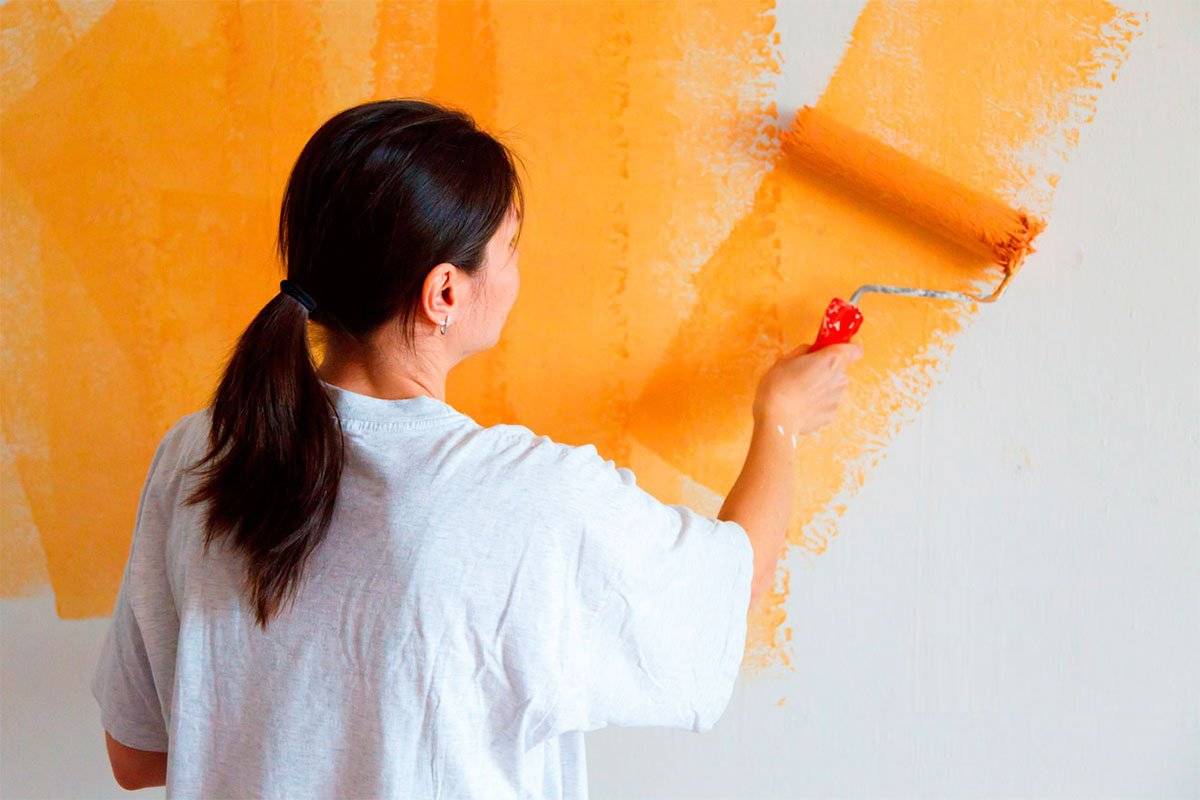 Чем покрасить бетонные стены, и нужна ли отделка под покраску: можно ли покрасить без штукатурки и шпаклевки
