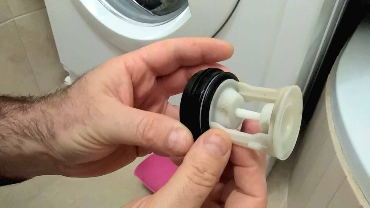 Чистка фильтра стиральной машины: правила и пошаговая инструкция, способы и особенности