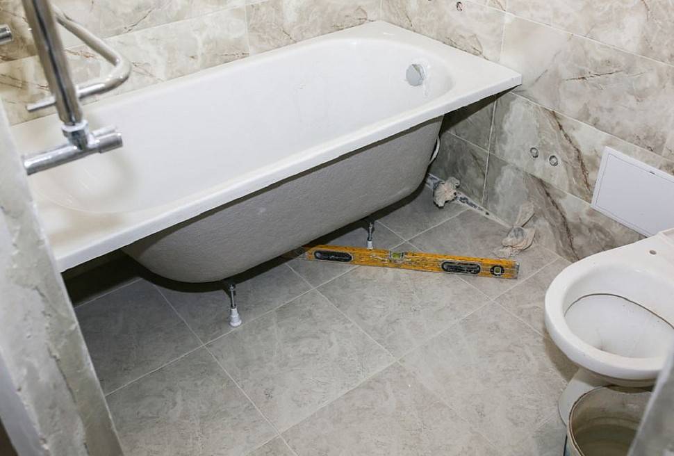 Каркас под ванну: необходимость установки, пошаговые инструкции по сборке из разных материалов