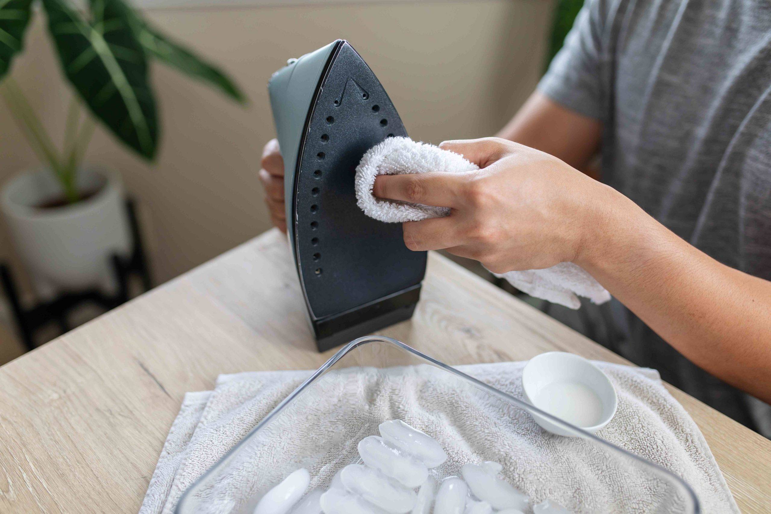 Как почистить утюг в домашних условиях?⭐ инструкция и советы по чистке утюга от нагара - гайд от home-tehno????