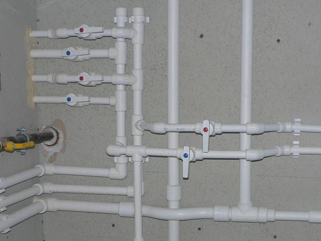 Монтаж полипропиленовых труб для отопления и водоснабжения