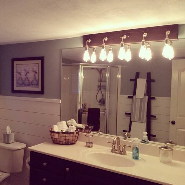 Освещение в ванной комнате: принцип организации, виды ламп, особенности монтажа подсветки